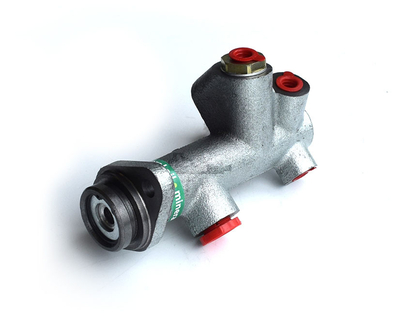 Maître-cylindre de frein pour Deutz série DX3 VC, 04368875