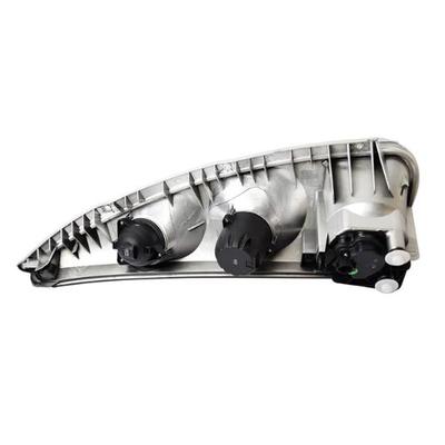 Phare de gauche inclinaison droite pour Ford New Holland série TG 285 84283087